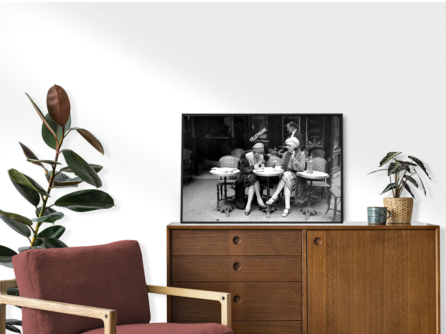 Women Drinking Coffee in Paris Print, Vintage Photography, Black and White Wall Art, Coffee Shop Decor, Kitchen Wall Art, Dining Room Decor
