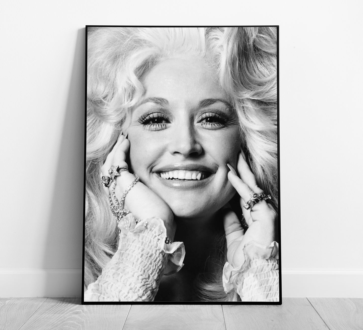 Dolly Parton Poster – Black and White Vintage Music Print, Fashion Photography, Retro Wall Art & Feminist Decor, Digital Download
