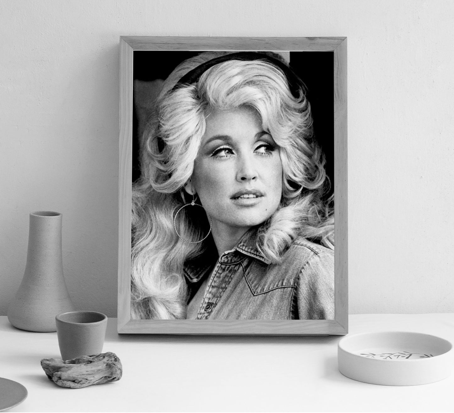 Dolly Parton Poster, Black and White, Vintage Music Poster, Fashion Photography, Feminist Print, Retro Wall Art, Music Room Decor, Digital Download