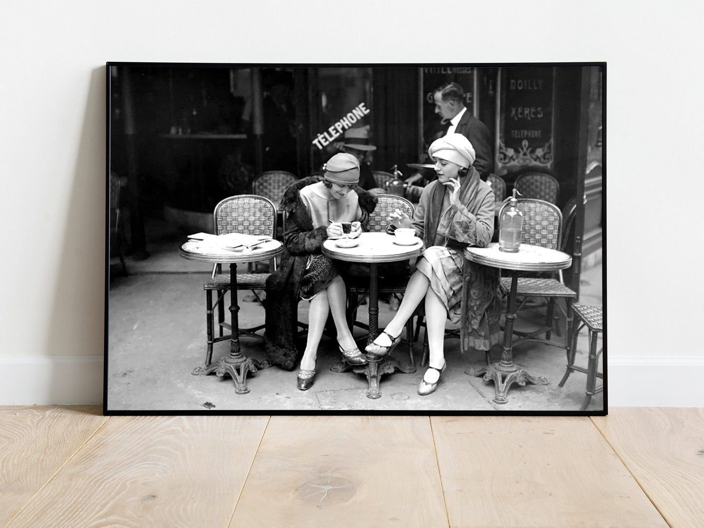 Women Drinking Coffee in Paris Print, Vintage Photography, Black and White Wall Art, Coffee Shop Decor, Kitchen Wall Art, Dining Room Decor