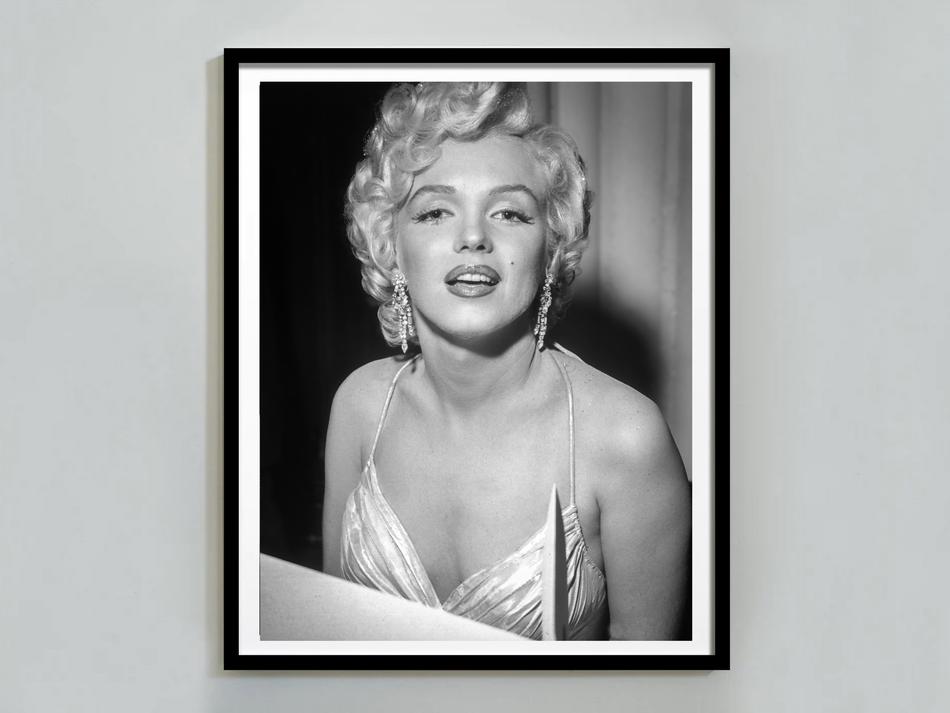 Marilyn Monroe Glamorous Vintage Hollywood Icon Portrait Digital Download