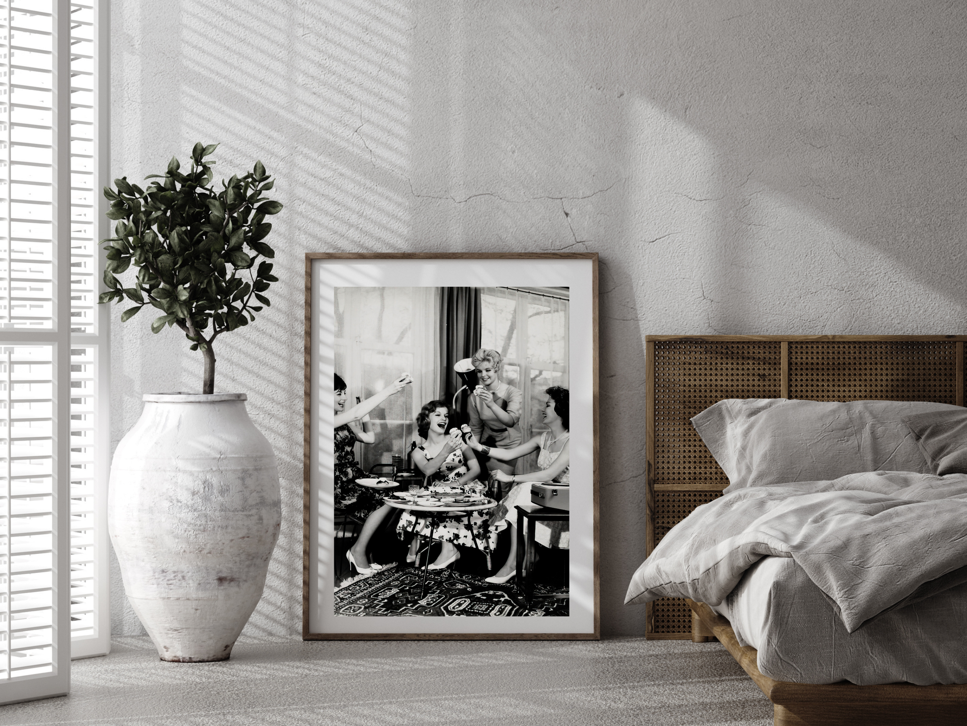 1950s Vintage House Party Women Celebration Retro Lifestyle Digital Download