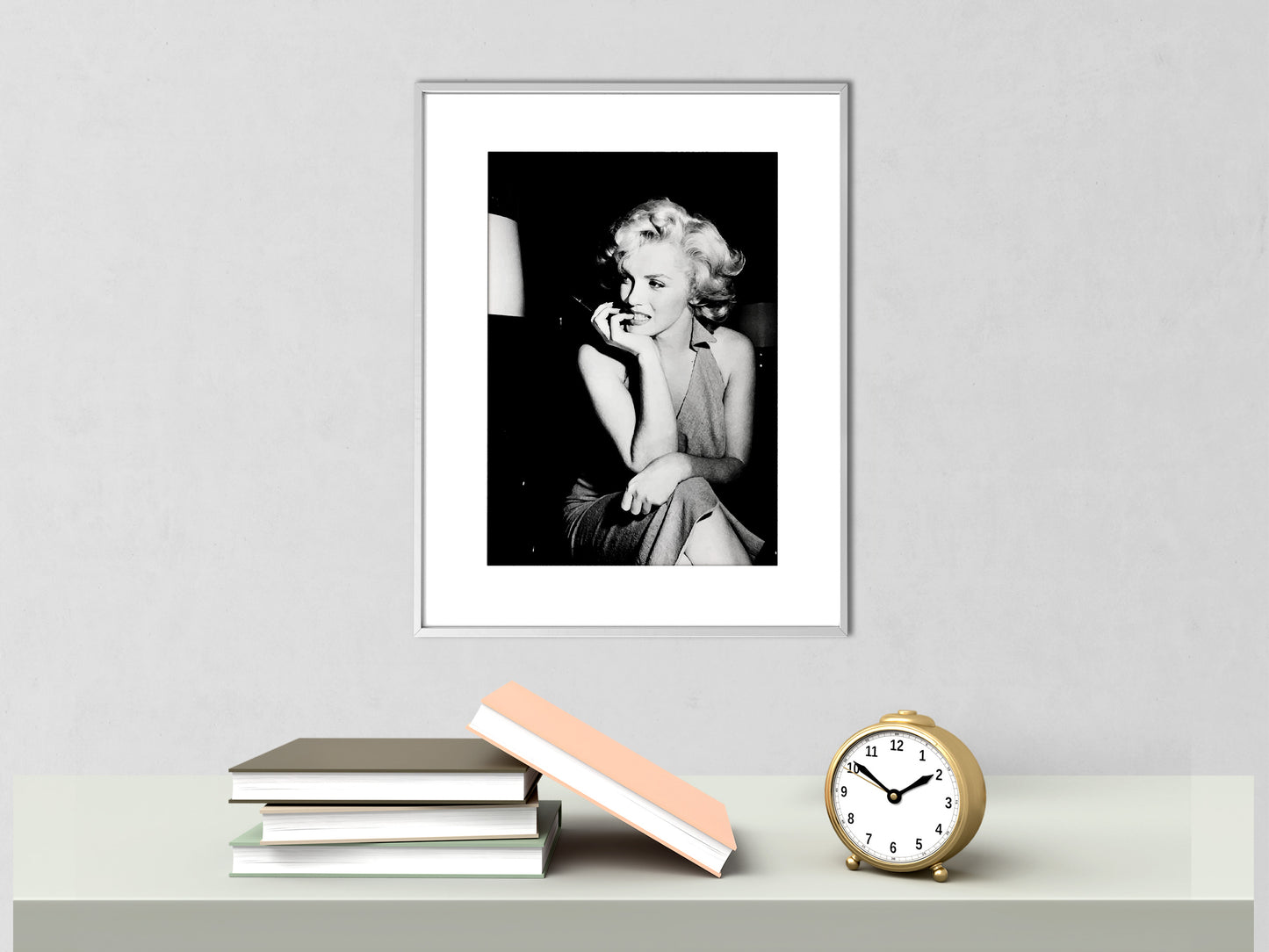 Marilyn Monroe Sitting Poster – Retro Wall Art Print