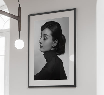Audrey Hepburn Close-Up Poster – Vintage Hollywood Print