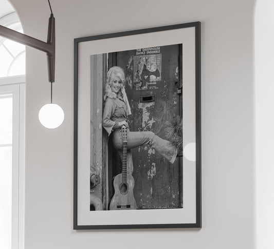 Vintage Dolly Parton Black & White Poster – Vintage Fashion Wall Art - Digital Download