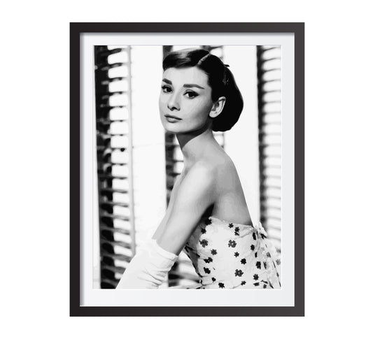 Black and White Audrey Hpeburn Poster, Vintage Photography, Fashion Print, Retro Wall Art, Old Hollywood Decor, Digital Download