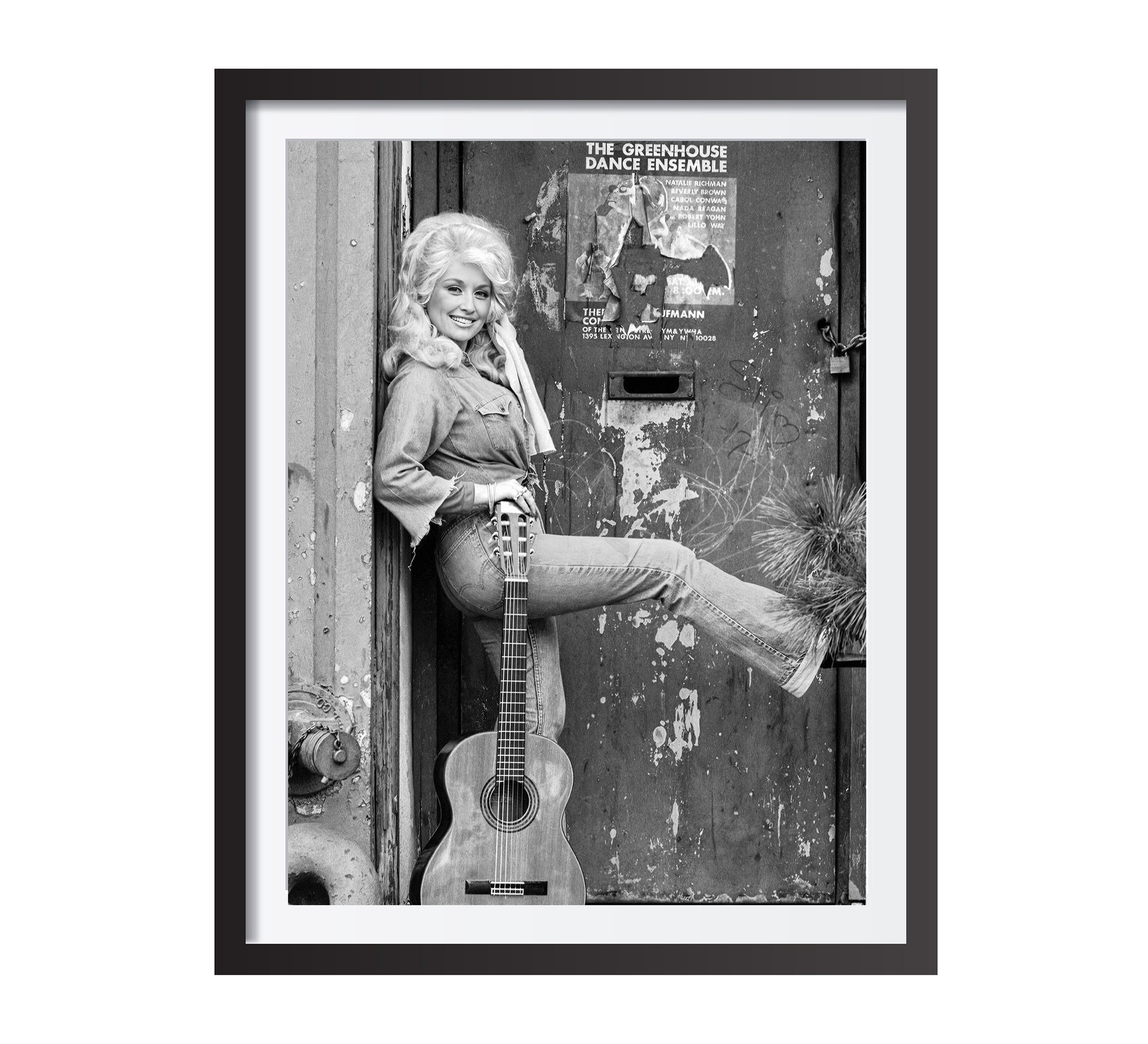 Vintage Dolly Parton Black & White Poster – Vintage Fashion Wall Art - Digital Download