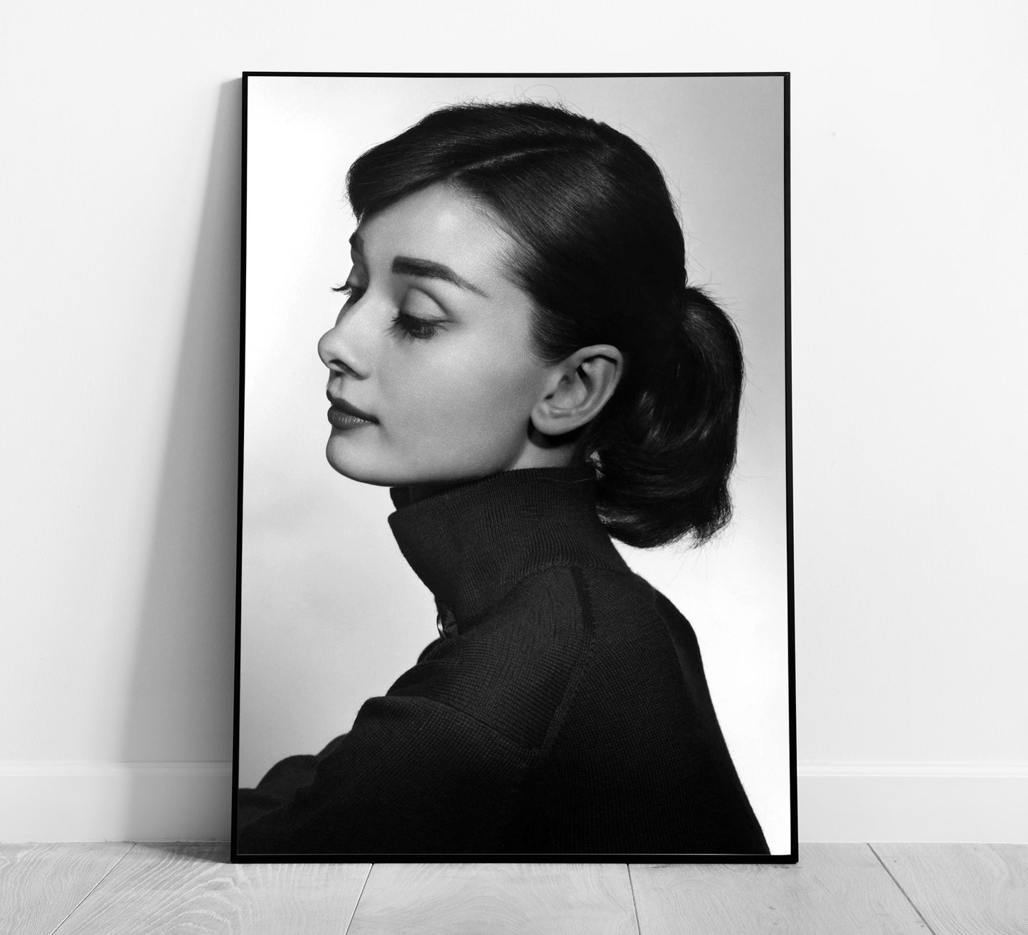 Audrey Hepburn Close-Up Poster – Vintage Hollywood Print