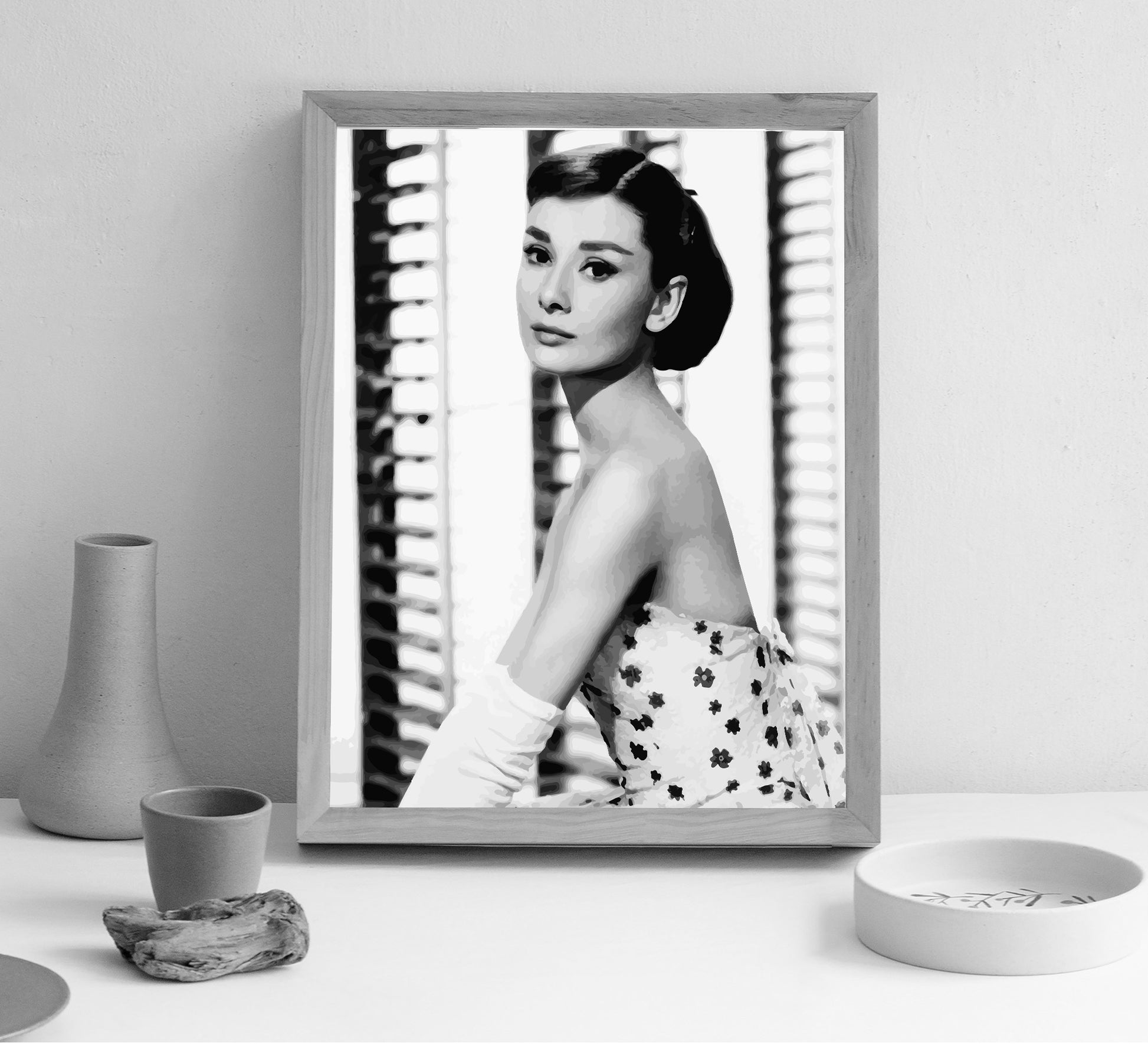 Black and White Audrey Hpeburn Poster, Vintage Photography, Fashion Print, Retro Wall Art, Old Hollywood Decor, Digital Download