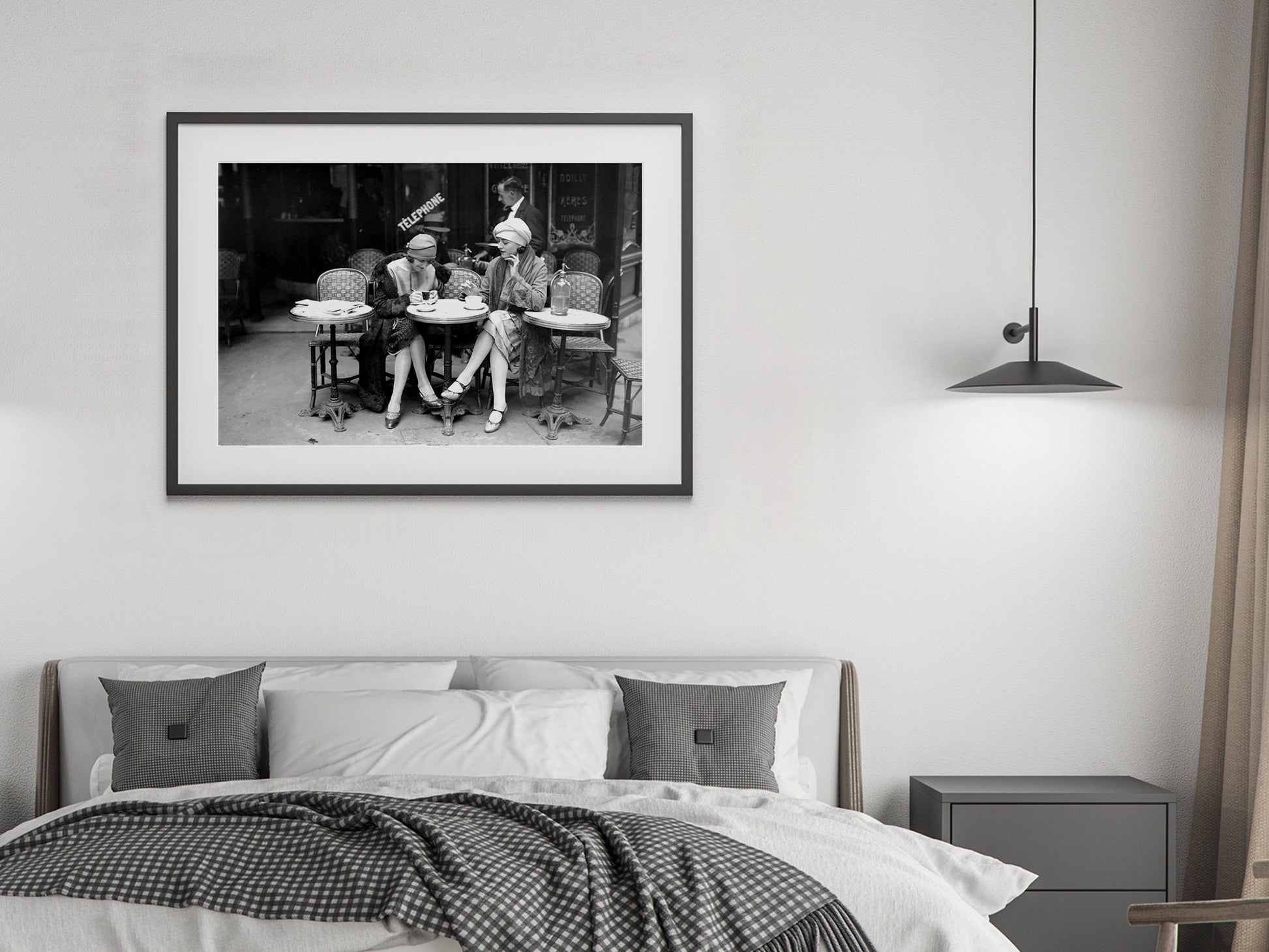 Women Drinking Coffee in Paris Print, Vintage Photography, Black and White Wall Art, Coffee Shop Decor, Kitchen Wall Art, Dining Room Decor
