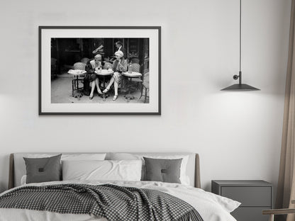 Women Drinking Coffee in Paris Print, Vintage Photography, Black and White Wall Art, Coffee Shop Decor, Kitchen Wall Art, Dining Room Decor